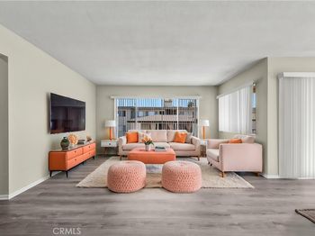 114 N Eucalyptus Avenue