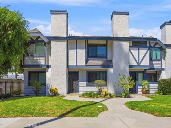 19231 Sherman Way 1, Reseda CA 91335