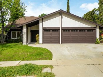 27311 Country Glen