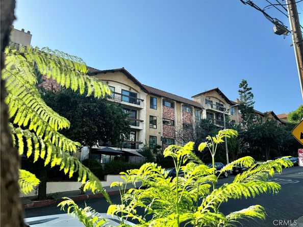 1735 N Fuller Avenue 425, Los Angeles CA 90046