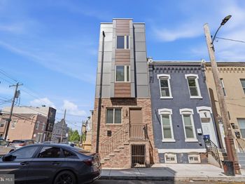 2002 N Cleveland Street