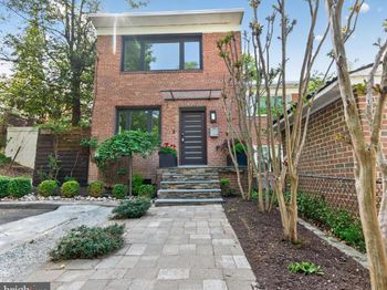 4416 Reno Road NW