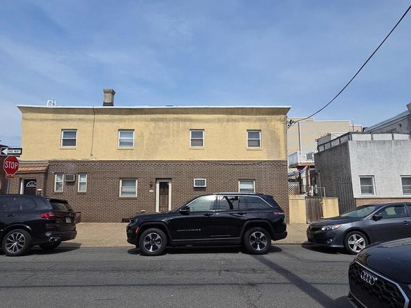 2851 S 16TH Street, Philadelphia PA 19145