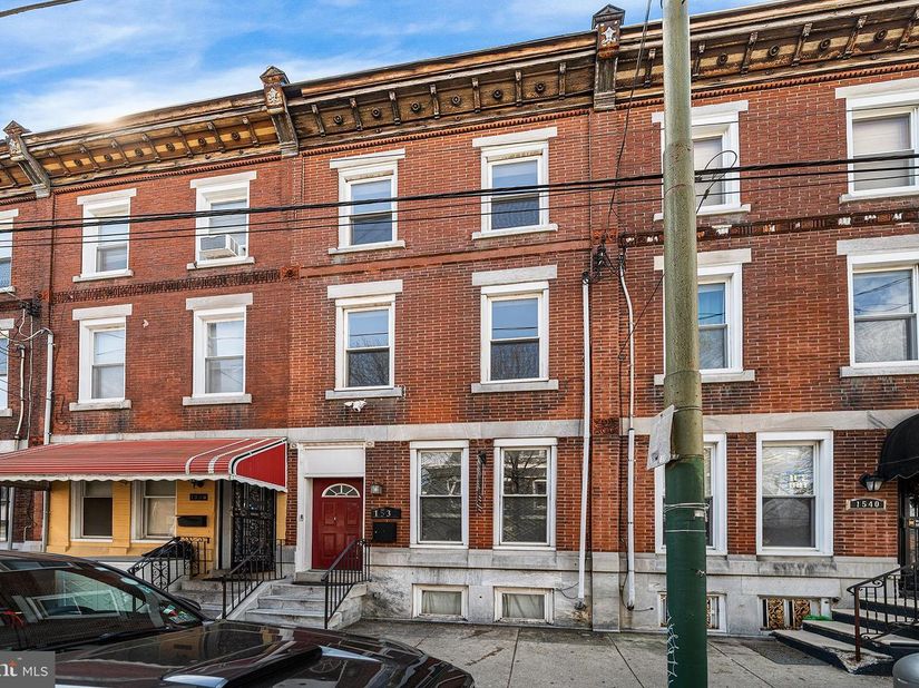 1538 Tasker Street, Philadelphia PA 19145