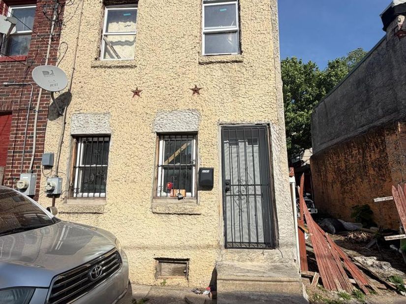 2745 N Hope Street, Philadelphia PA 19133