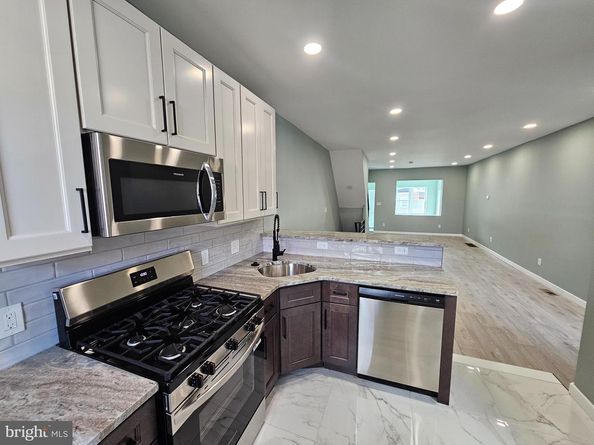 1963 W Spencer Avenue, Philadelphia PA 19141