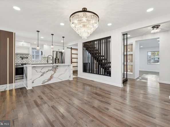 323 Derwyn Road, Drexel Hill PA 19026