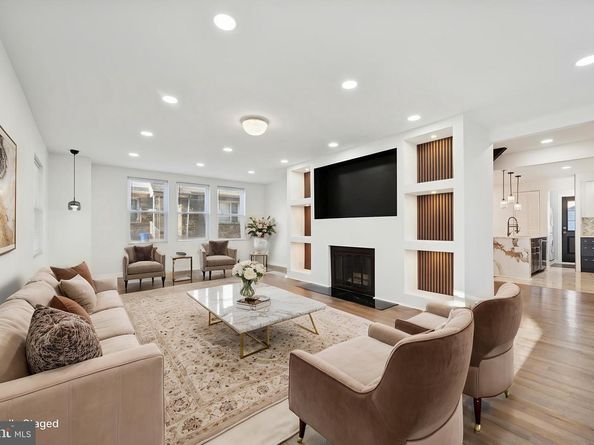 323 Derwyn Road, Drexel Hill PA 19026