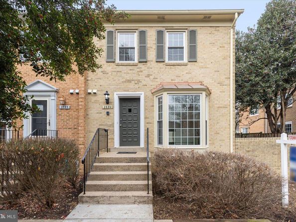 2694 Centennial Court 54, Alexandria VA 22311