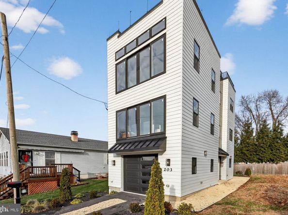 203 Church Street, Wayne PA 19087