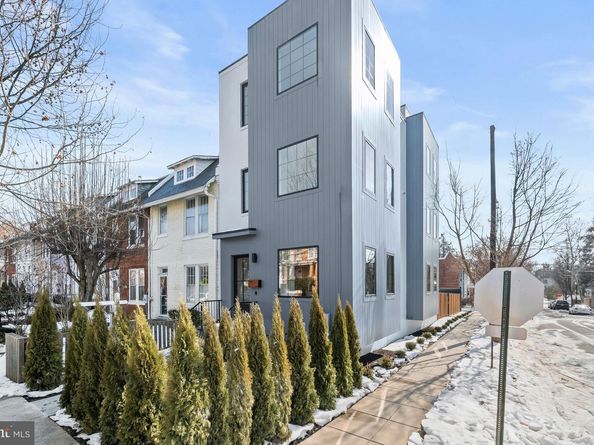 3554 T Street NW, Washington DC 20007