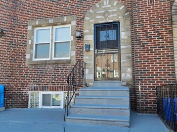 1304 Fanshawe Street