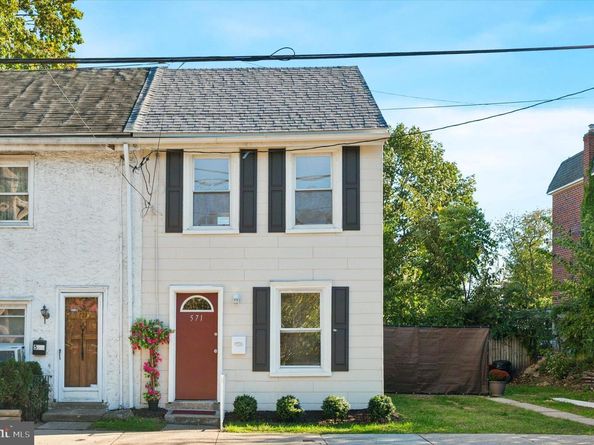 571 Shawmont Avenue, Philadelphia PA 19128