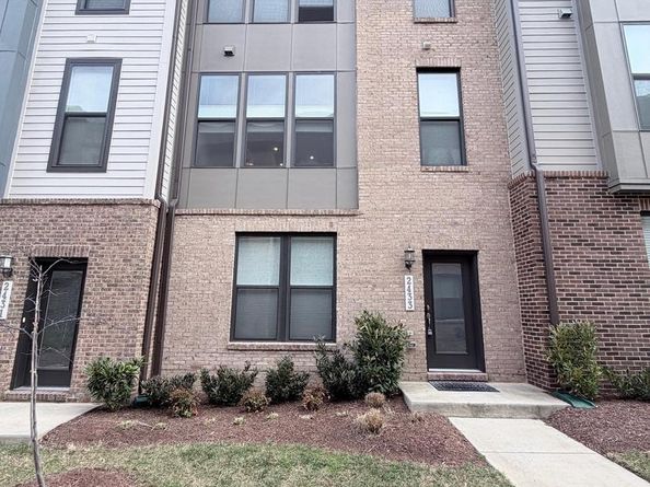 2433 Liberty Loop, Herndon VA 20171