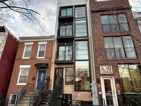 1313 Pennsylvania Avenue SE 102, Washington DC 20003