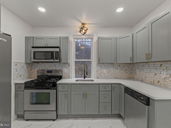 236 Mill Street, Darby PA 19023