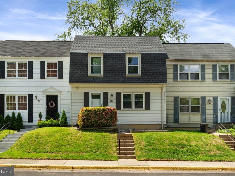 3050 Silent Valley Drive, Fairfax VA 22031
