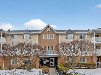 104 Paoli Pointe Drive