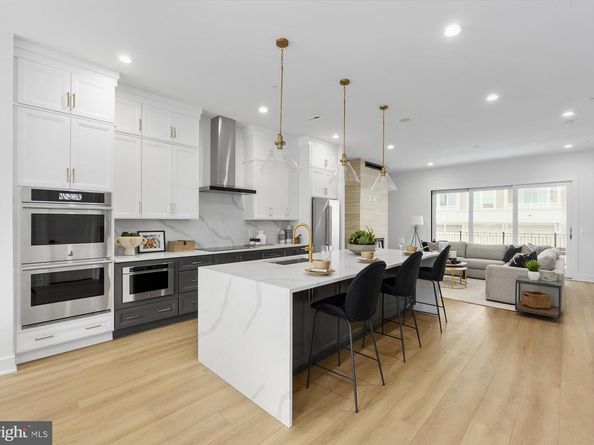 8613 Erdem Place, Chevy Chase MD 20815