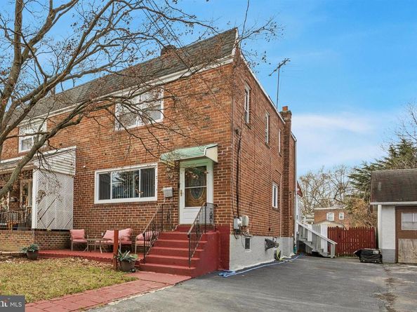 222 Collingdale Avenue, Darby PA 19023