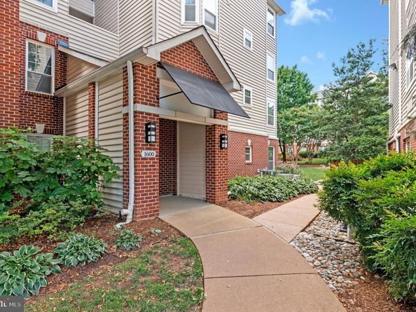 1600 Spring Gate Drive 2202, Mclean VA 22102