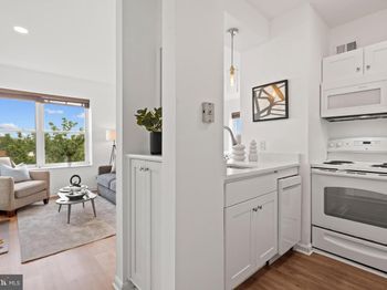 1736 Willard Street NW