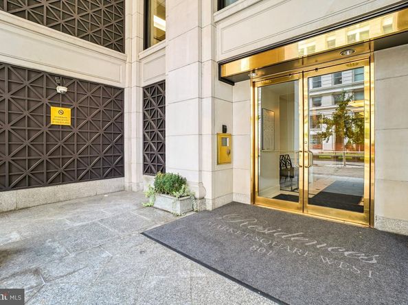 801 Pennsylvania Avenue NW PH06, Washington DC 20004