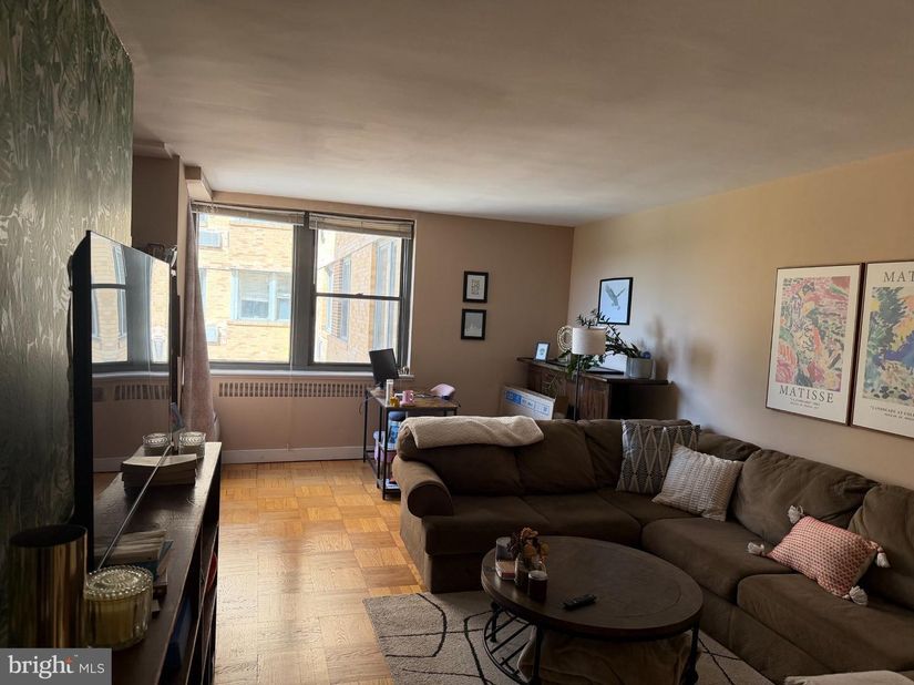 2601 Pennsylvania Avenue 325, Philadelphia PA 19130