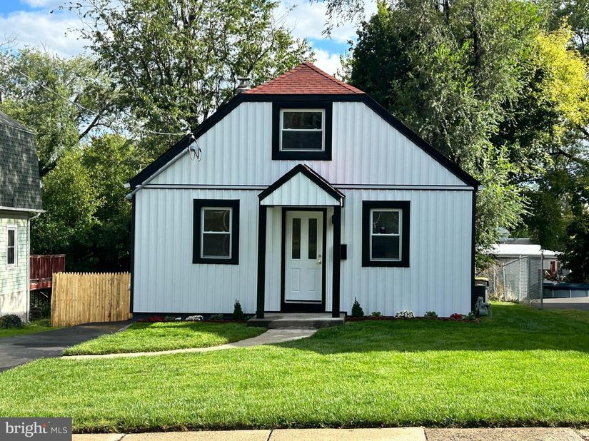 209 Summit Avenue, Willow Grove PA 19090