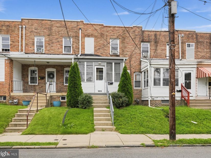 1011 Clifton Avenue, Collingdale PA 19023