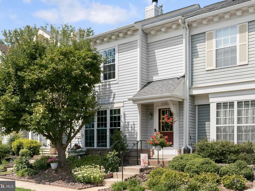 6580 Medinah Lane, Alexandria VA 22312