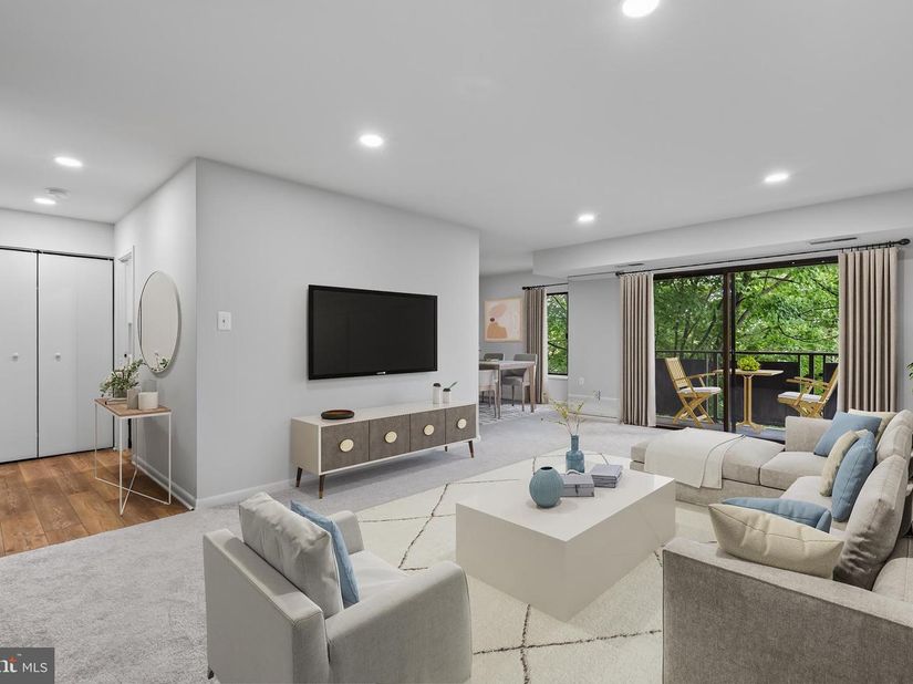 6001 Arlington Boulevard 423, Falls Church VA 22044