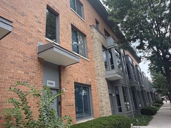 1504 N Scott Street TH2, Arlington VA 22209
