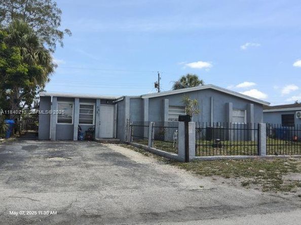 Undisclosed Address #A11840213, Hollywood FL 33024
