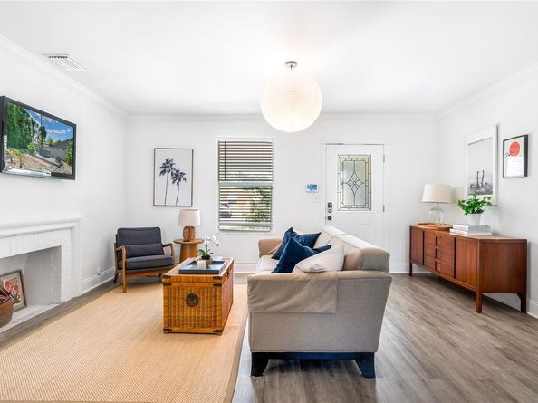 516 Puritan Rd, West Palm Beach FL 33405