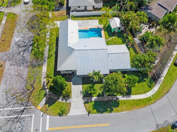 698 NW 12th Road, Boca Raton FL 33486