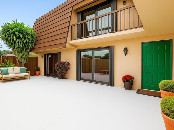 9 Atrium Circle A, Atlantis FL 33462