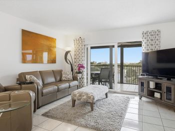 2238 N Cypress Bend Dr