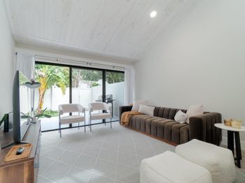 12807 Spinnaker Lane