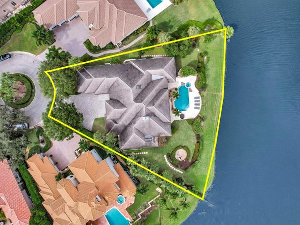 266 Locha Drive, Jupiter FL 33458