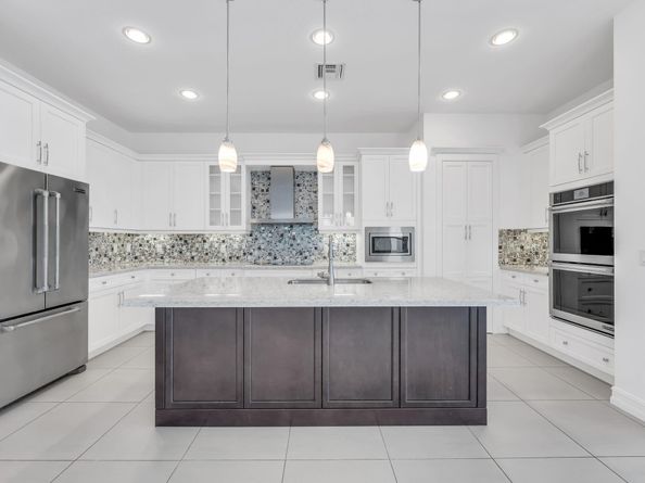 1286 SW 113th Way, Pembroke Pines FL 33025