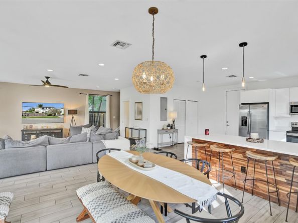 233 NE 11th St 233, Fort Lauderdale FL 33304