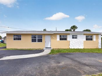 560 W 34th Street
