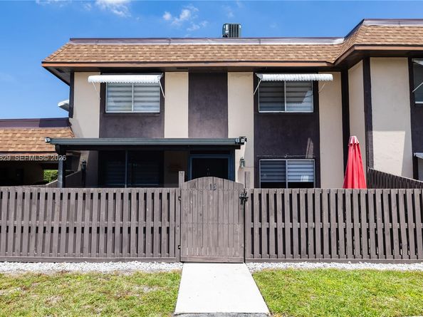 2130 Sherwood Forest Boulevard 13, West Palm Beach FL 33415