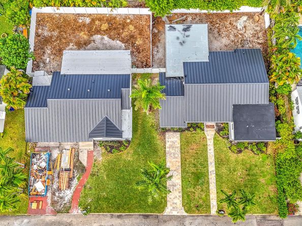 219 32nd Street, West Palm Beach FL 33407