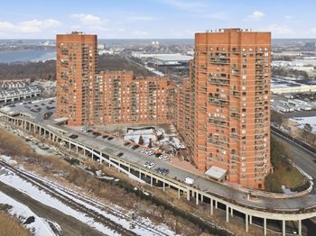 320 Harmon Cove Tower