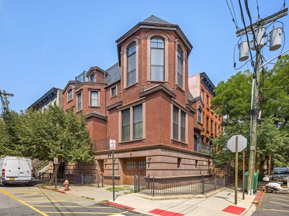 1000 Garden St, Hoboken NJ 07030