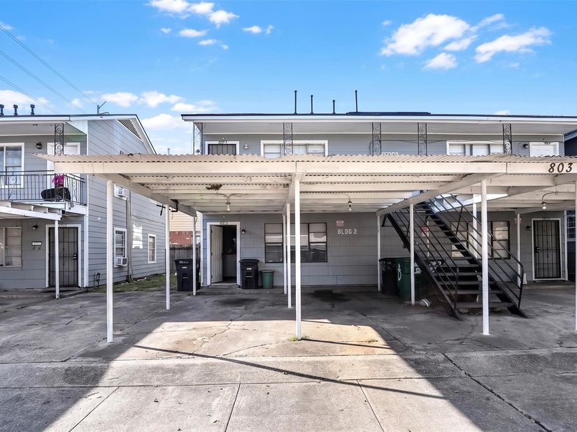 801 & 803 66th St, Houston TX 77011