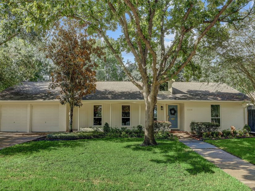 4606 Waynesboro Drive, Houston TX 77035