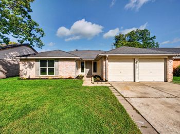 2402 Colonial Ridge Drive